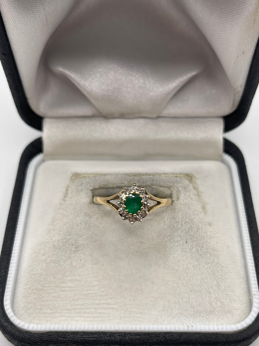 9ct gold emerald and diamond ring