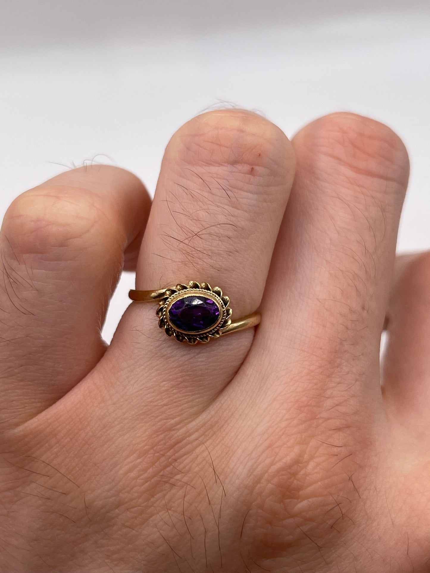 9ct gold amethyst ring