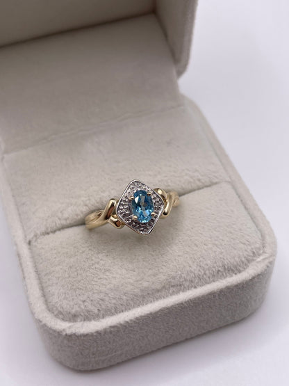 9ct gold topaz and diamond ring