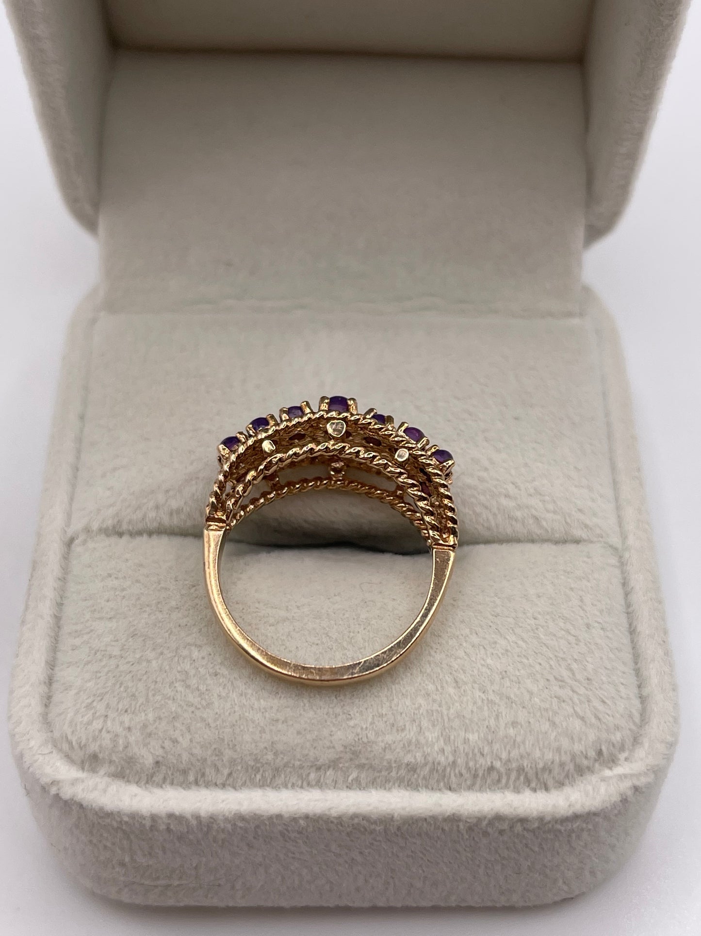 9ct rose gold cabochon amethyst ring