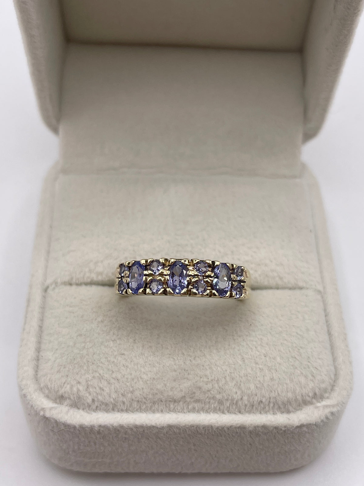 9ct gold tanzanite cluster ring