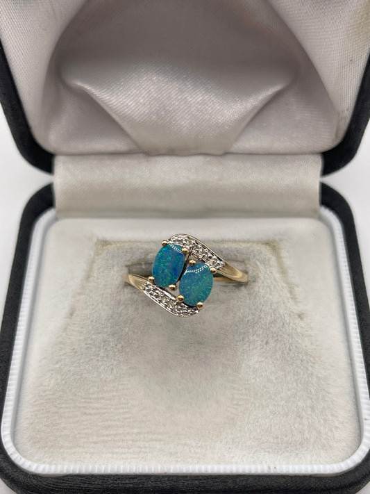 9ct gold opal doublet and diamond ring