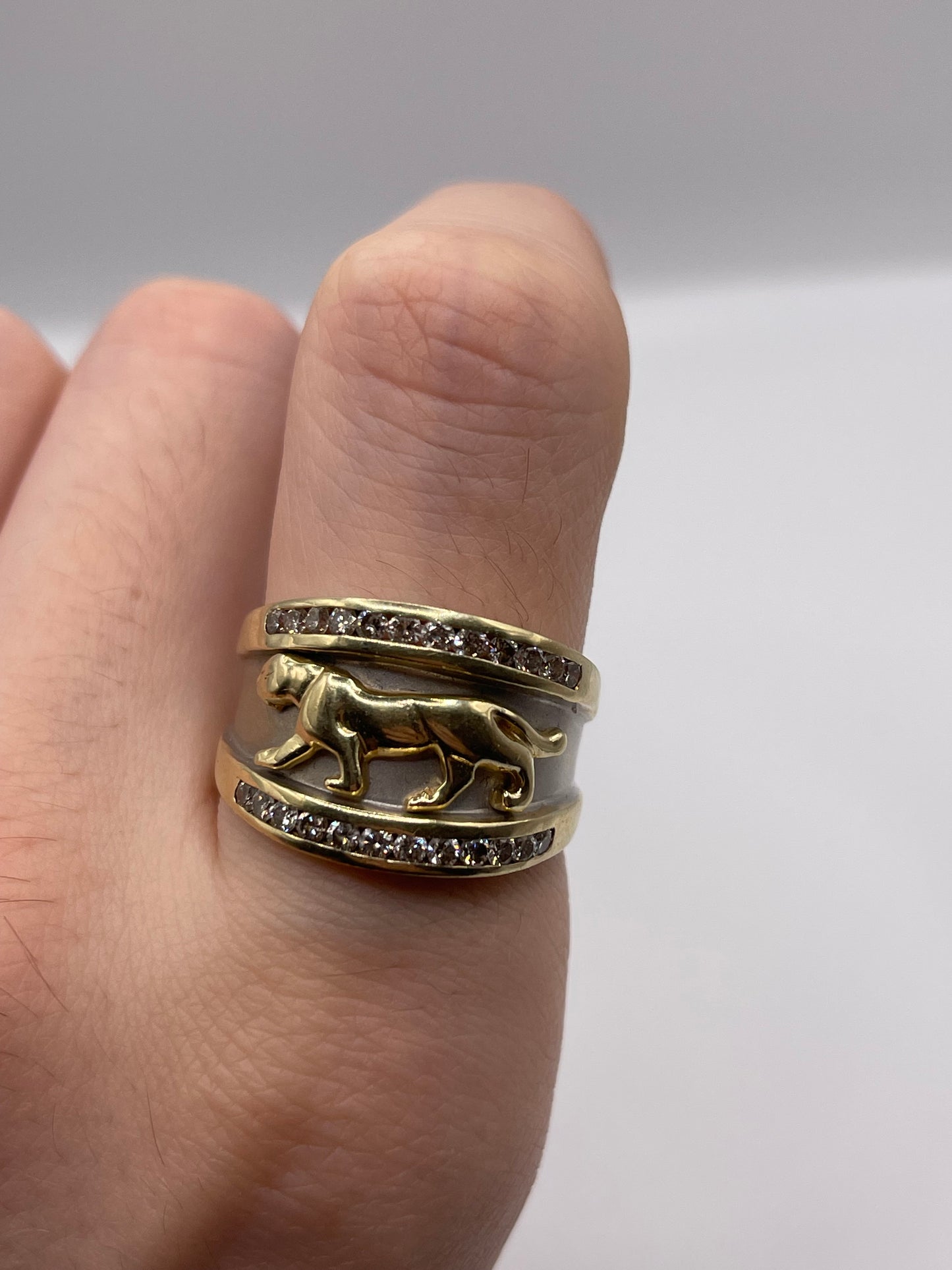 Heavy 14ct two tone gold diamond panther ring