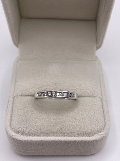 9ct white gold diamond ring