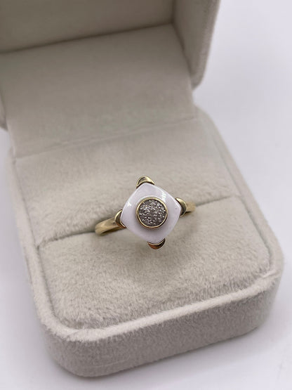 9ct gold ceramic and diamond ring