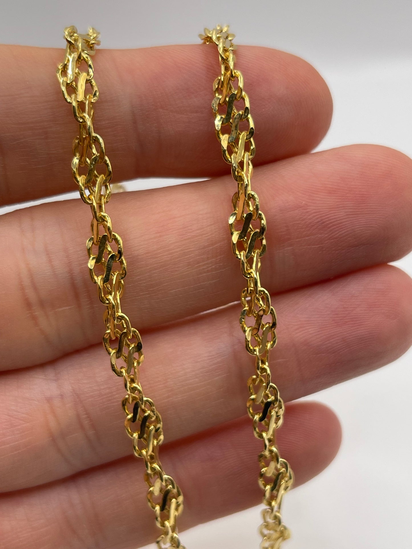9ct gold chain 284