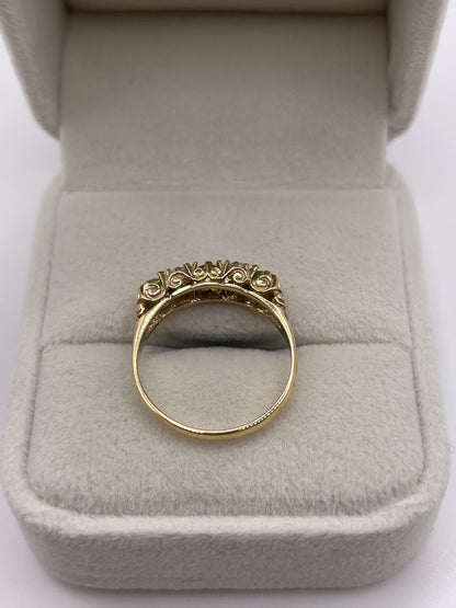 9ct gold peridot and pearl ring