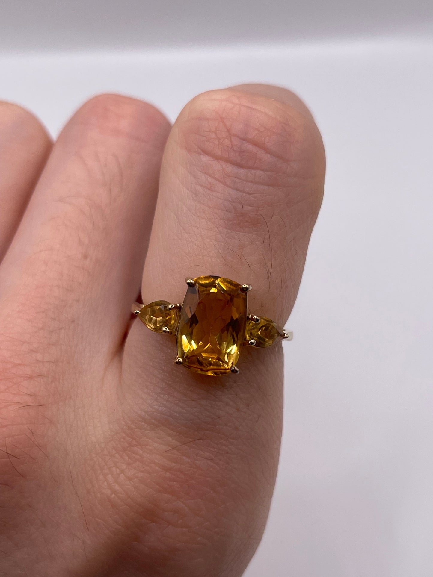 9ct gold citrine ring