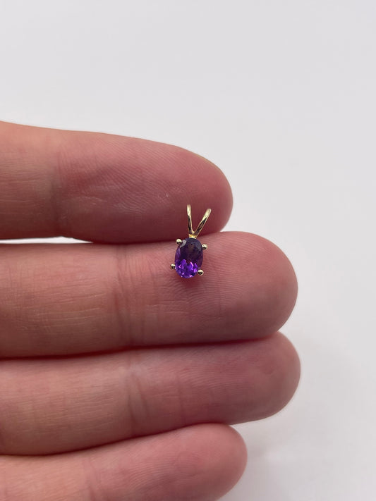 9ct gold amethyst pendant