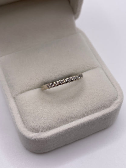 18ct white gold diamond ring