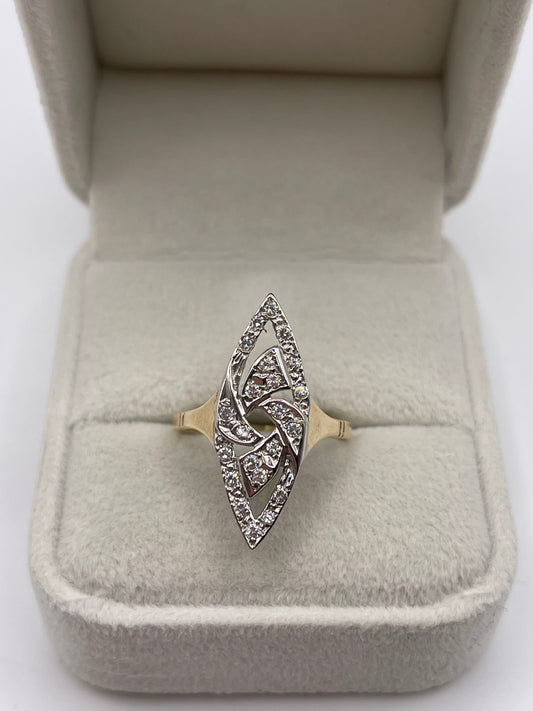 9ct gold cz navette ring