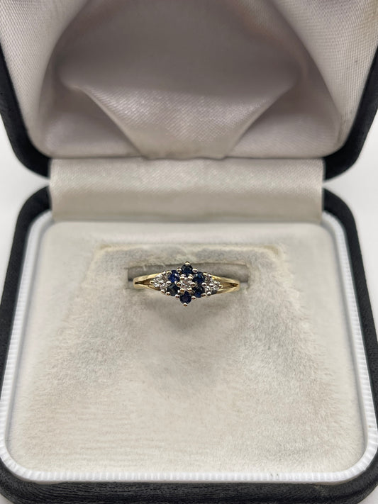9ct gold sapphire and diamond ring