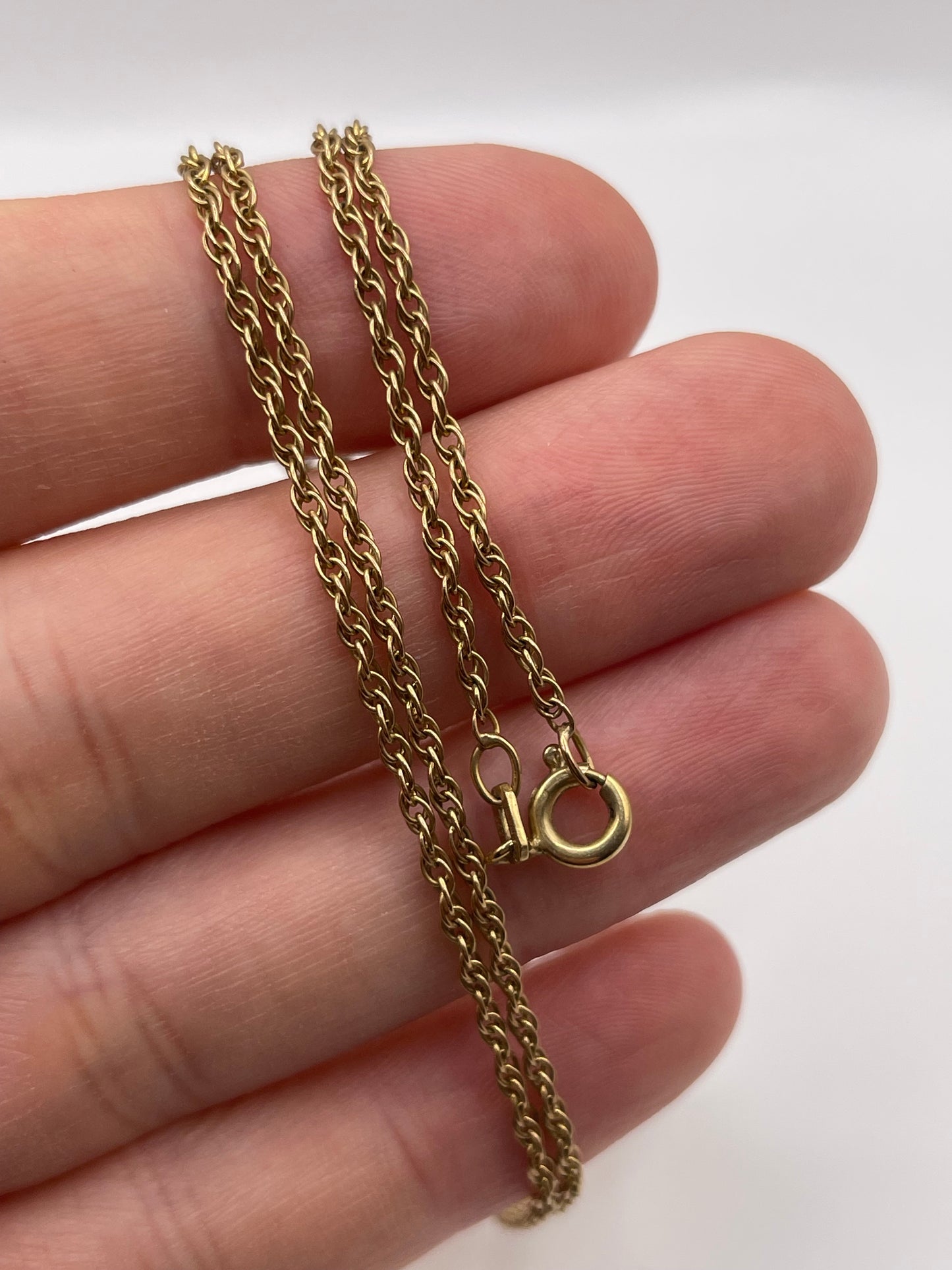 9ct gold chain 179