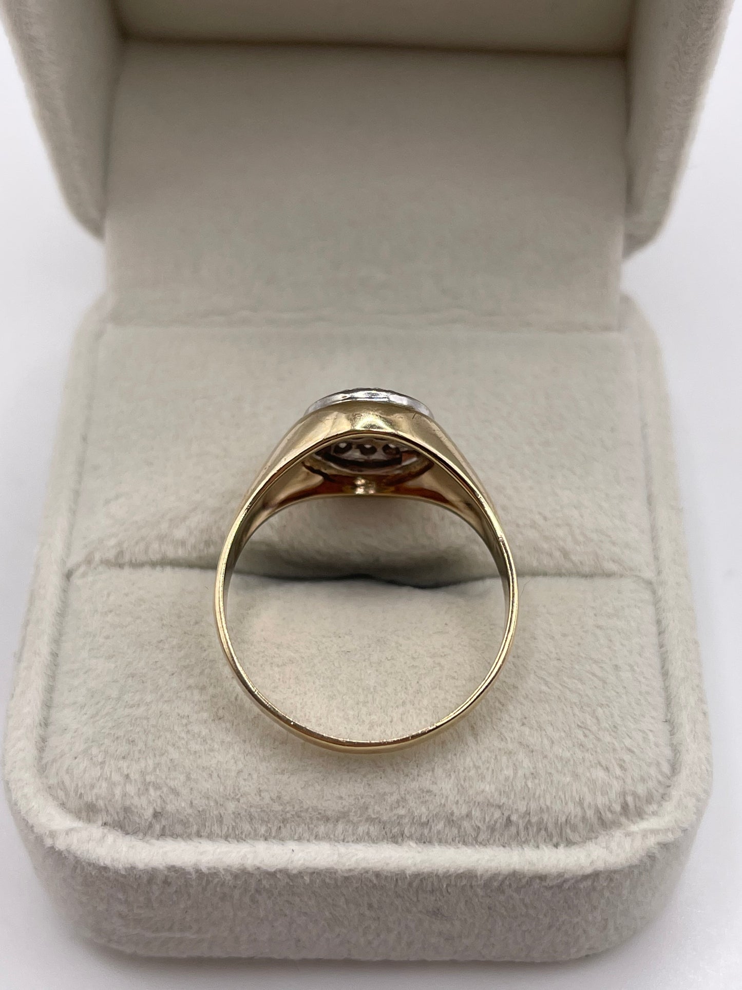 9ct gold diamond cluster ring