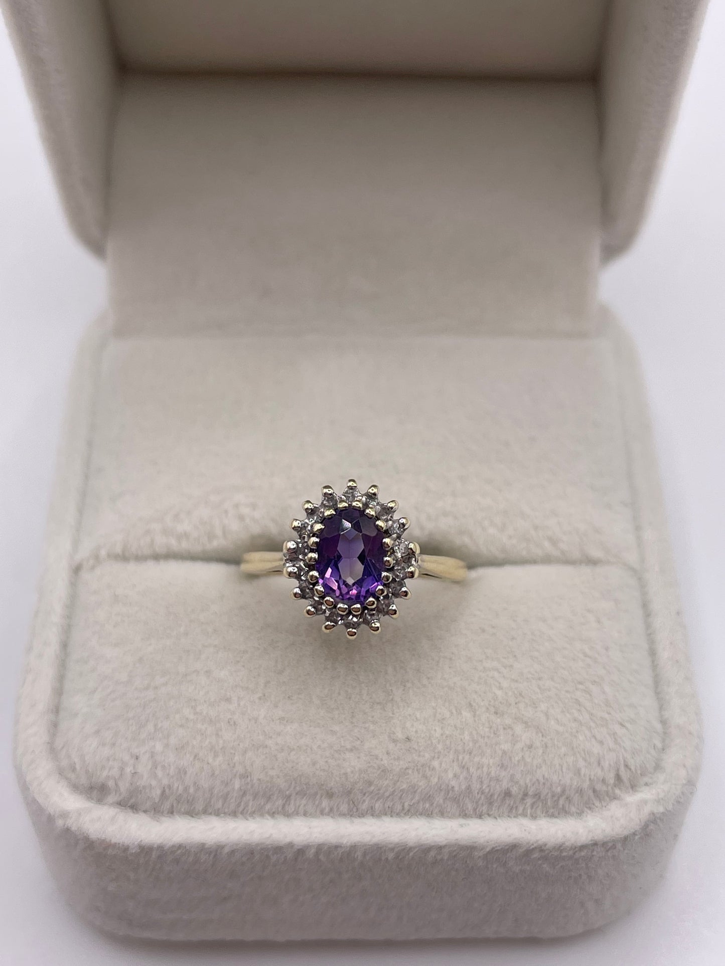 9ct gold amethyst and diamond ring