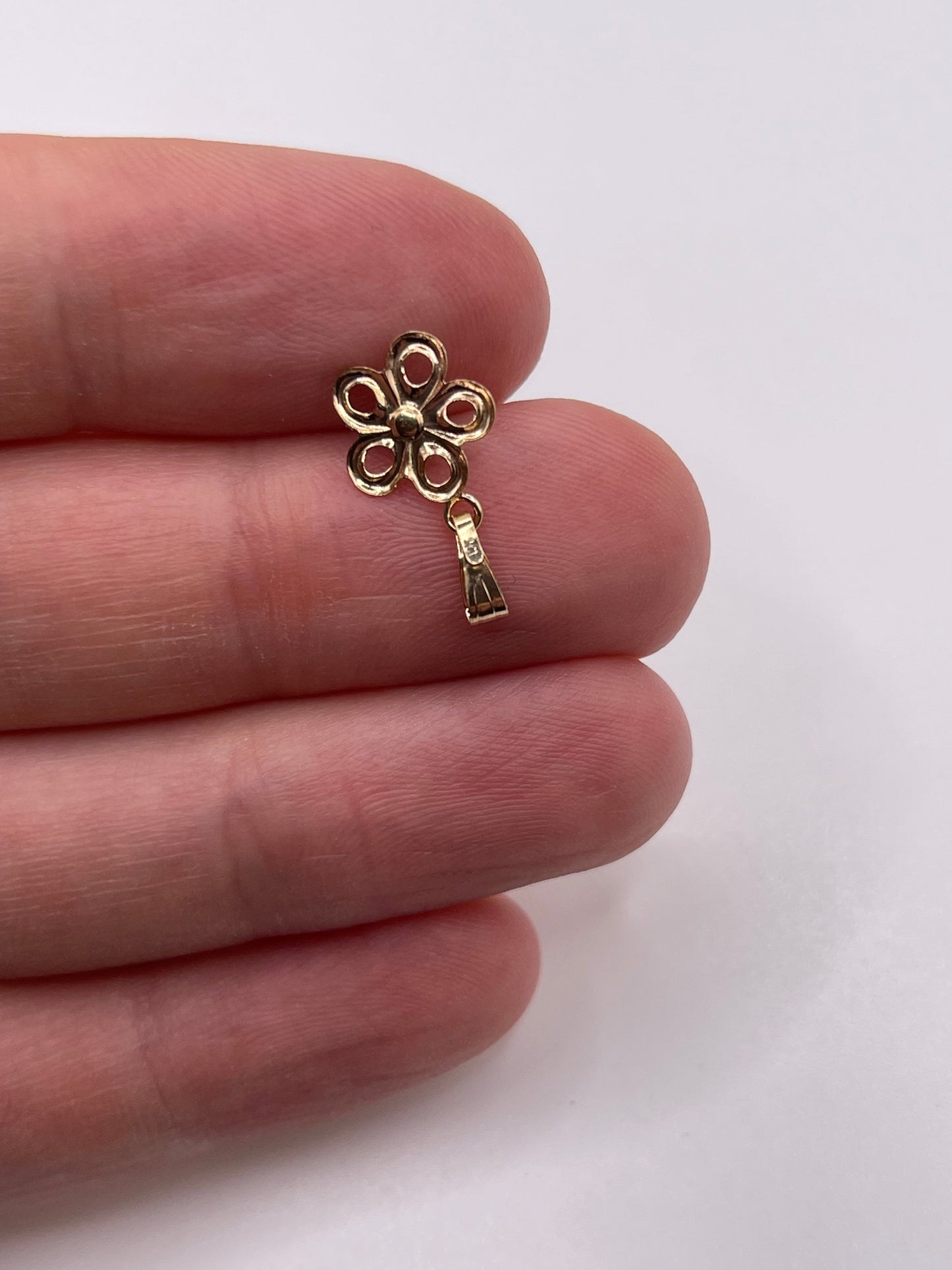 9ct gold amethyst pendant