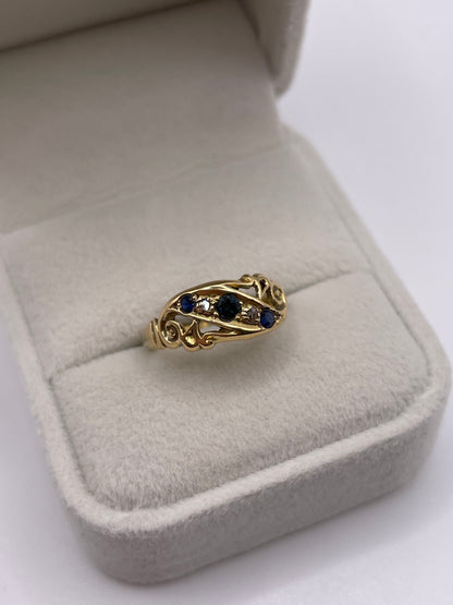 Antique 18ct gold sapphire and diamond ring