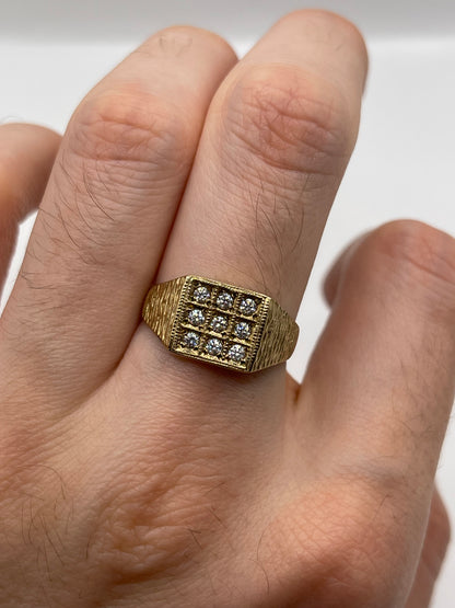9ct gold cz signet ring