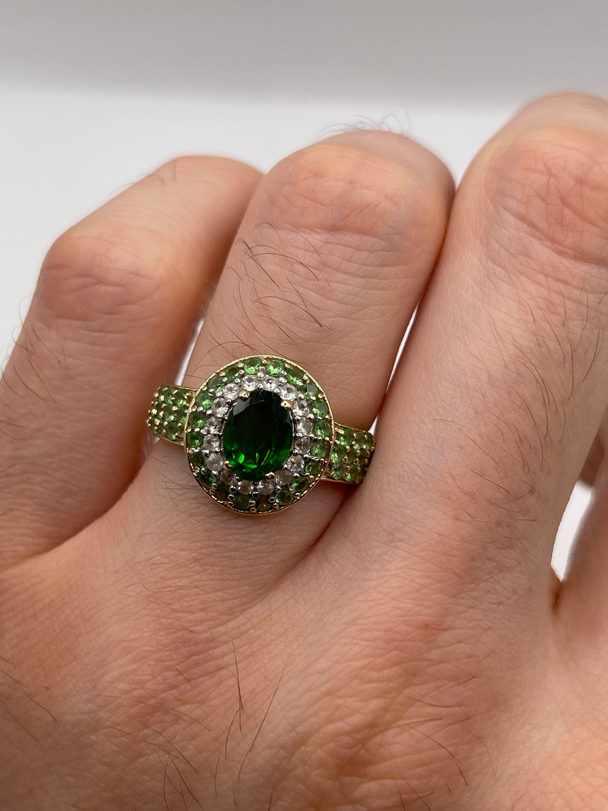 9ct gold diopside, tsavorite garnet and zircon ring
