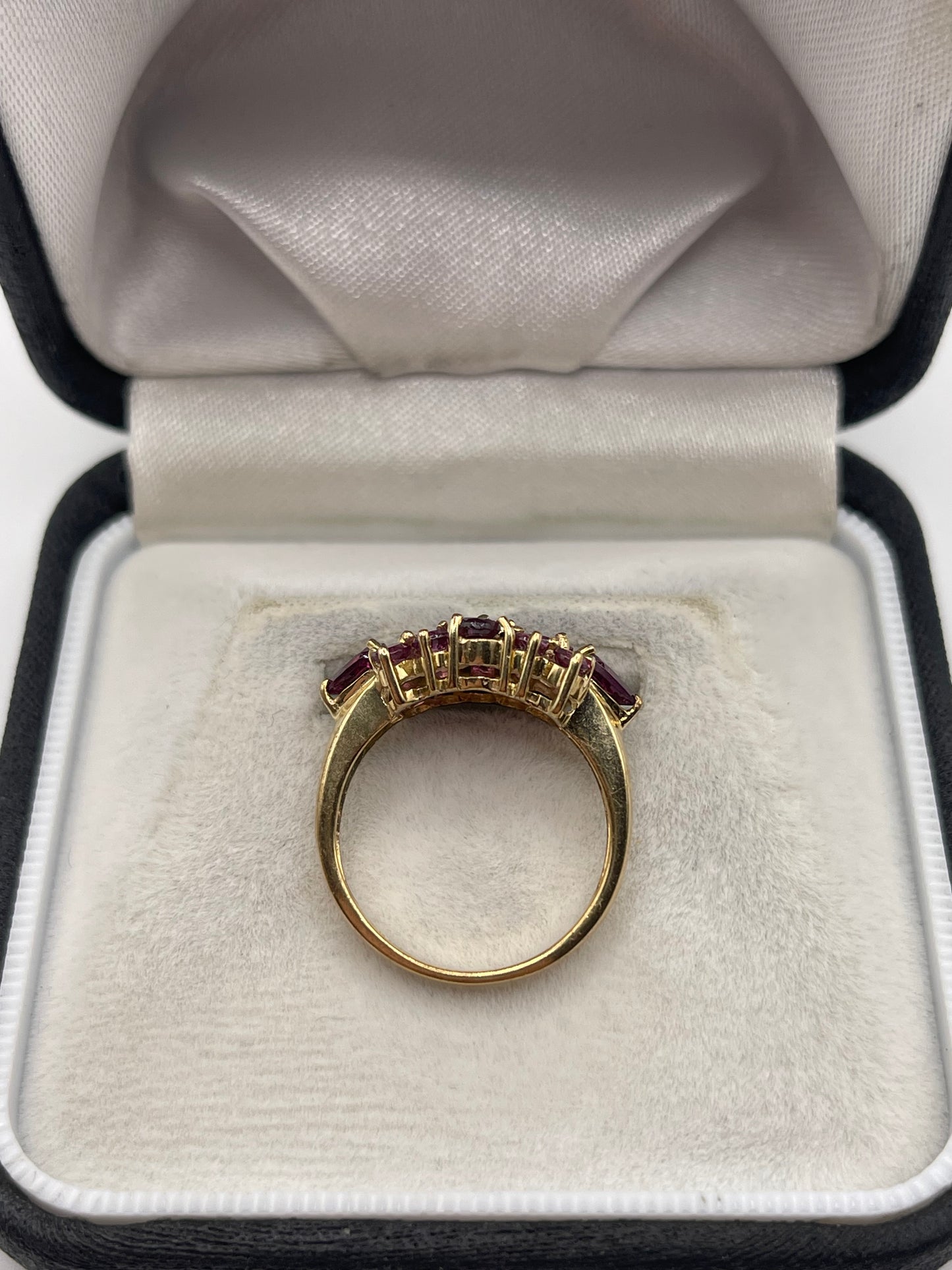 9ct gold almandine garnet cluster ring