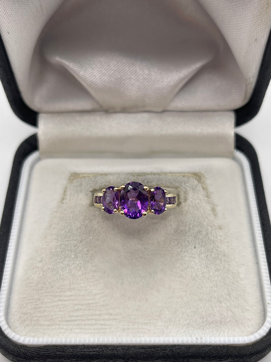9ct gold amethyst ring