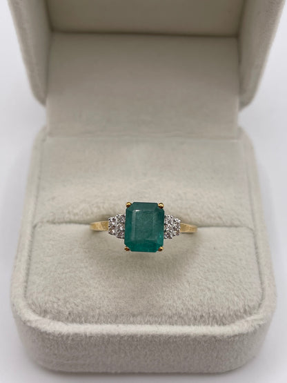 9ct gold emerald and zircon ring