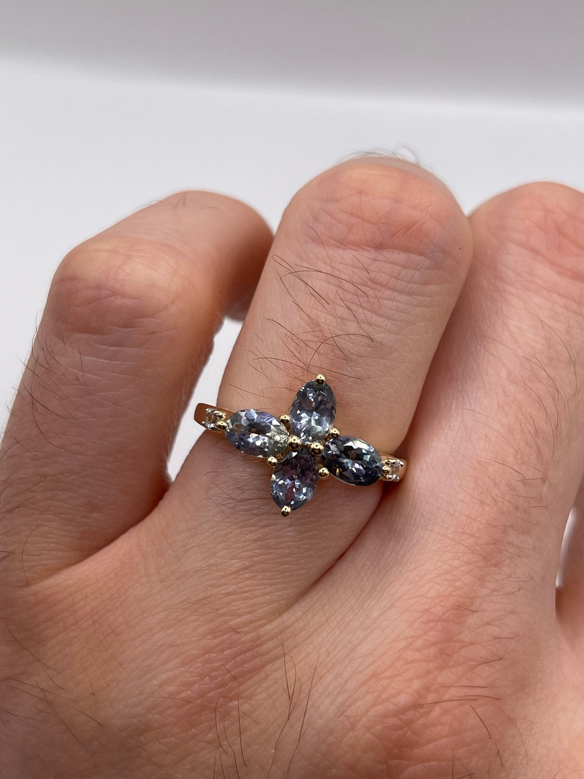 9ct gold tanzanite and zircon ring