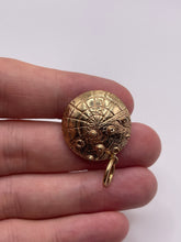 Load image into Gallery viewer, 9ct gold first man on the moon pendant
