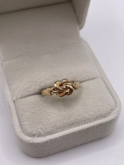 9ct gold knot ring