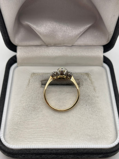 18ct gold opal and diamond ring