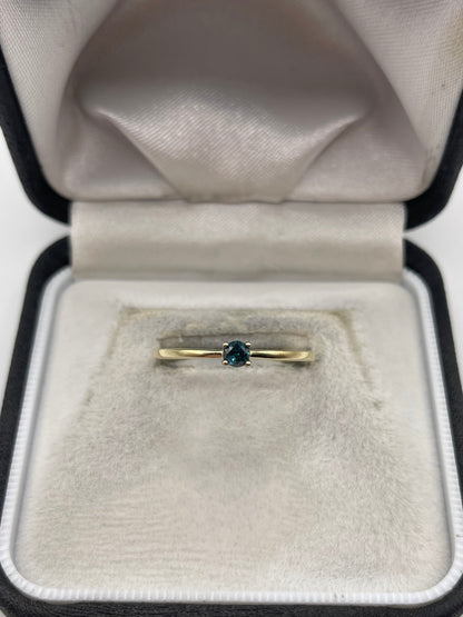 9ct gold blue diamond ring