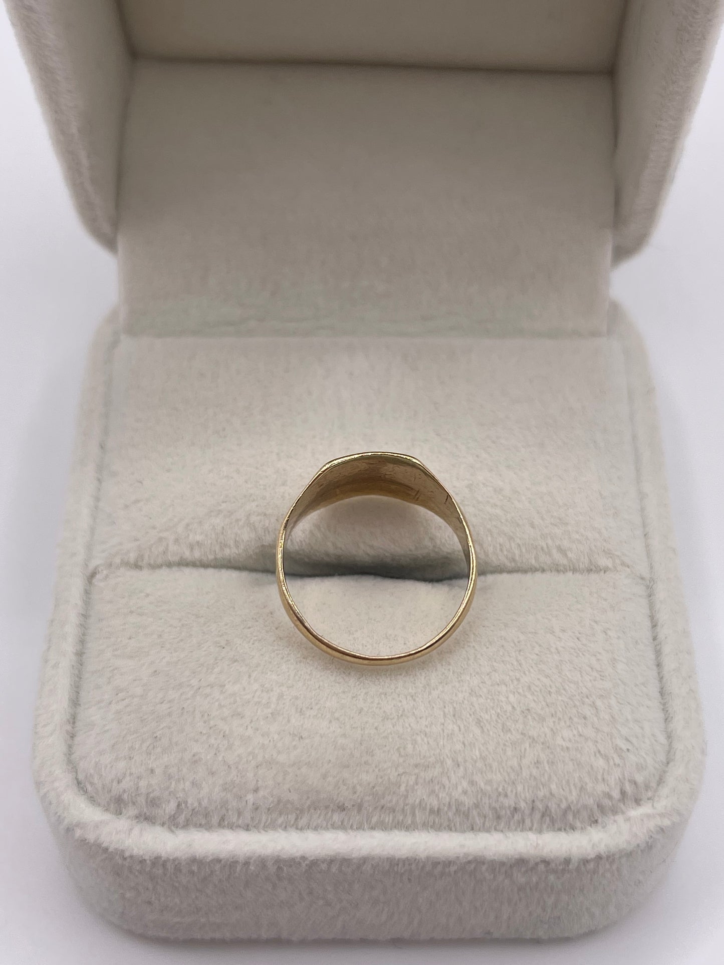 9ct gold signet ring