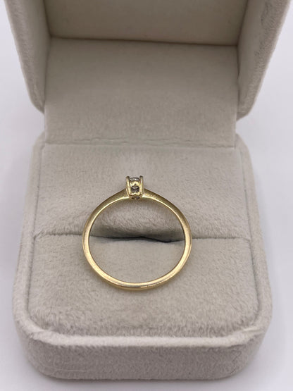 9ct gold diamond ring