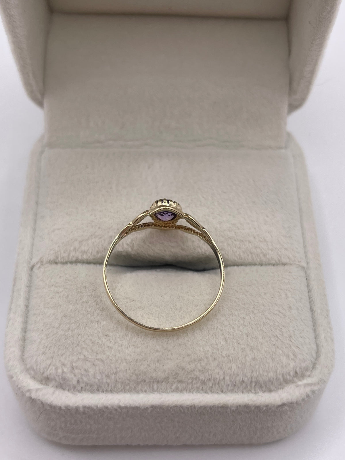 9ct gold amethyst ring