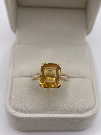 9ct gold citrine ring
