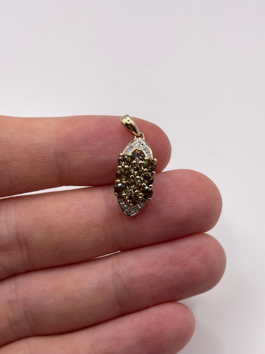 9ct gold quartz and diamond pendant