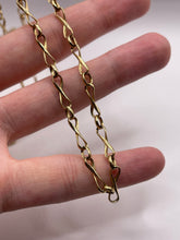 Load image into Gallery viewer, 9ct gold chain 65
