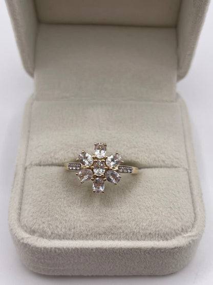 9ct gold white zircon cluster ring