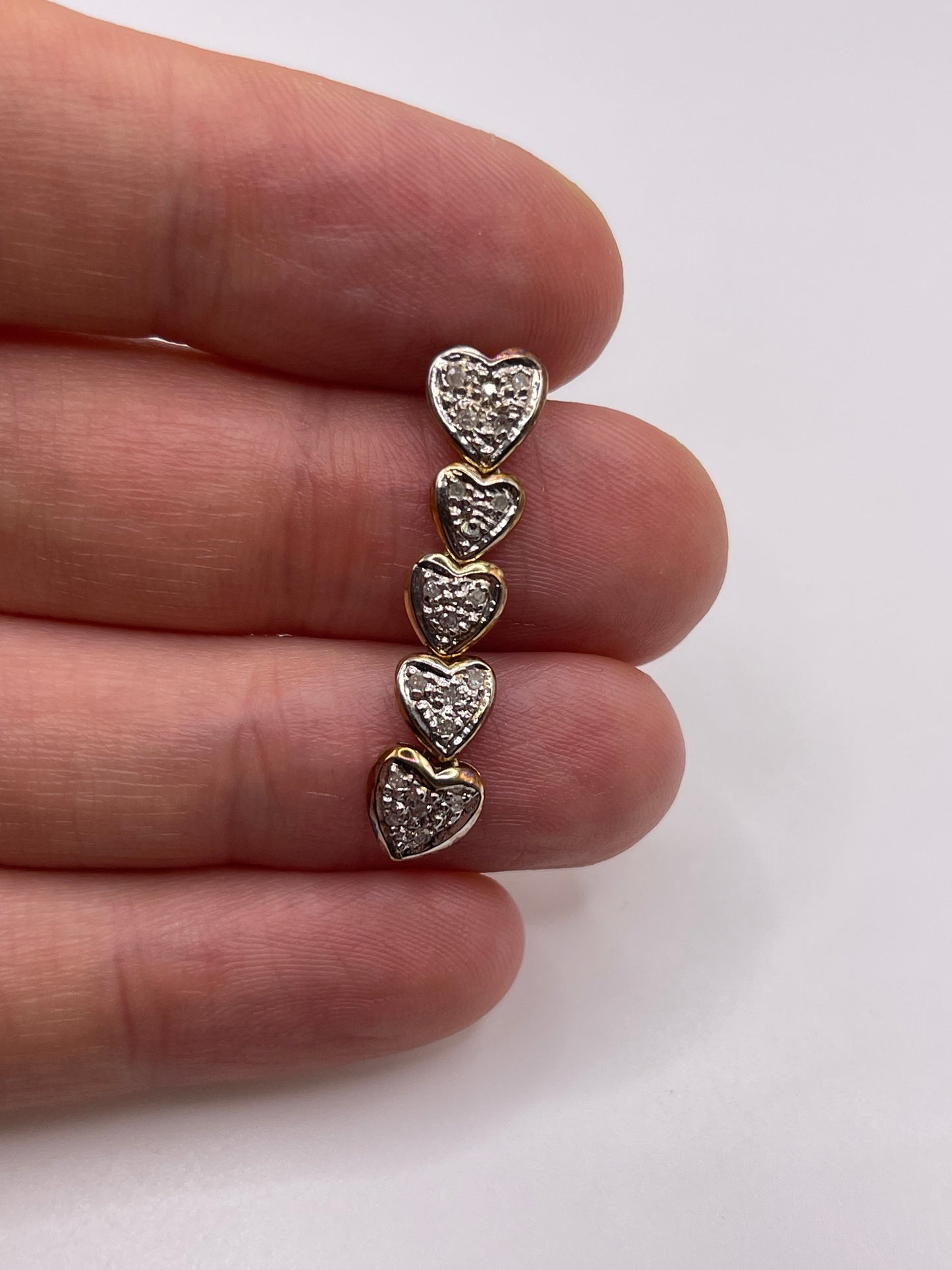 9ct gold diamond cluster pendant