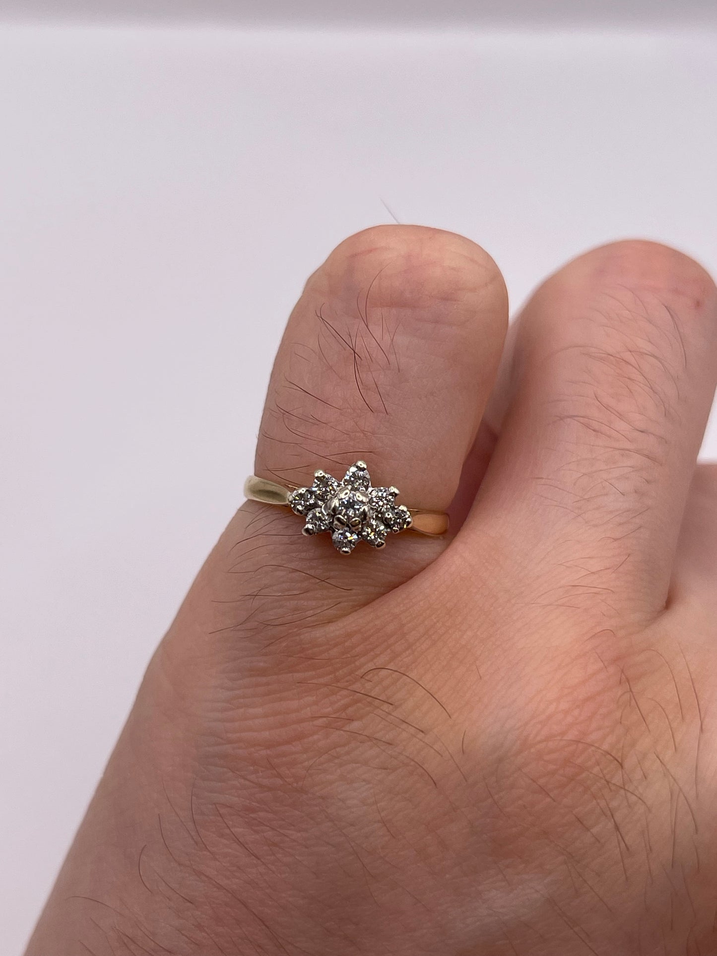 9ct gold diamond cluster ring