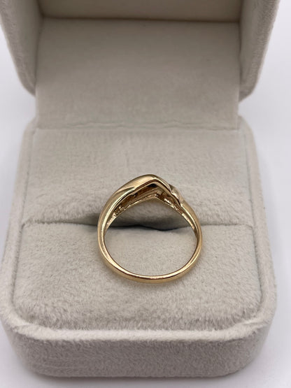 9ct gold sapphire and diamond ring