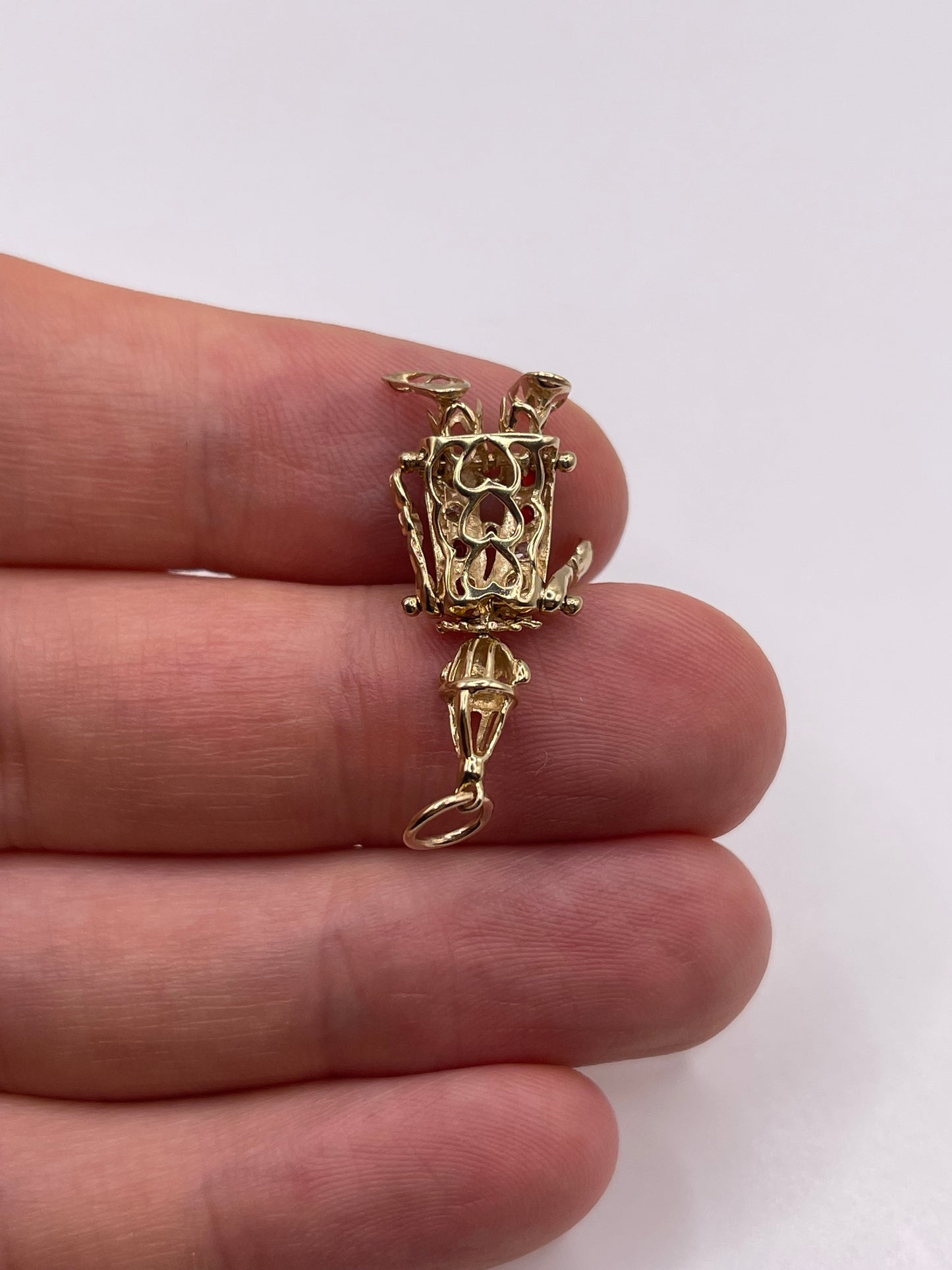9ct gold cz clown pendant