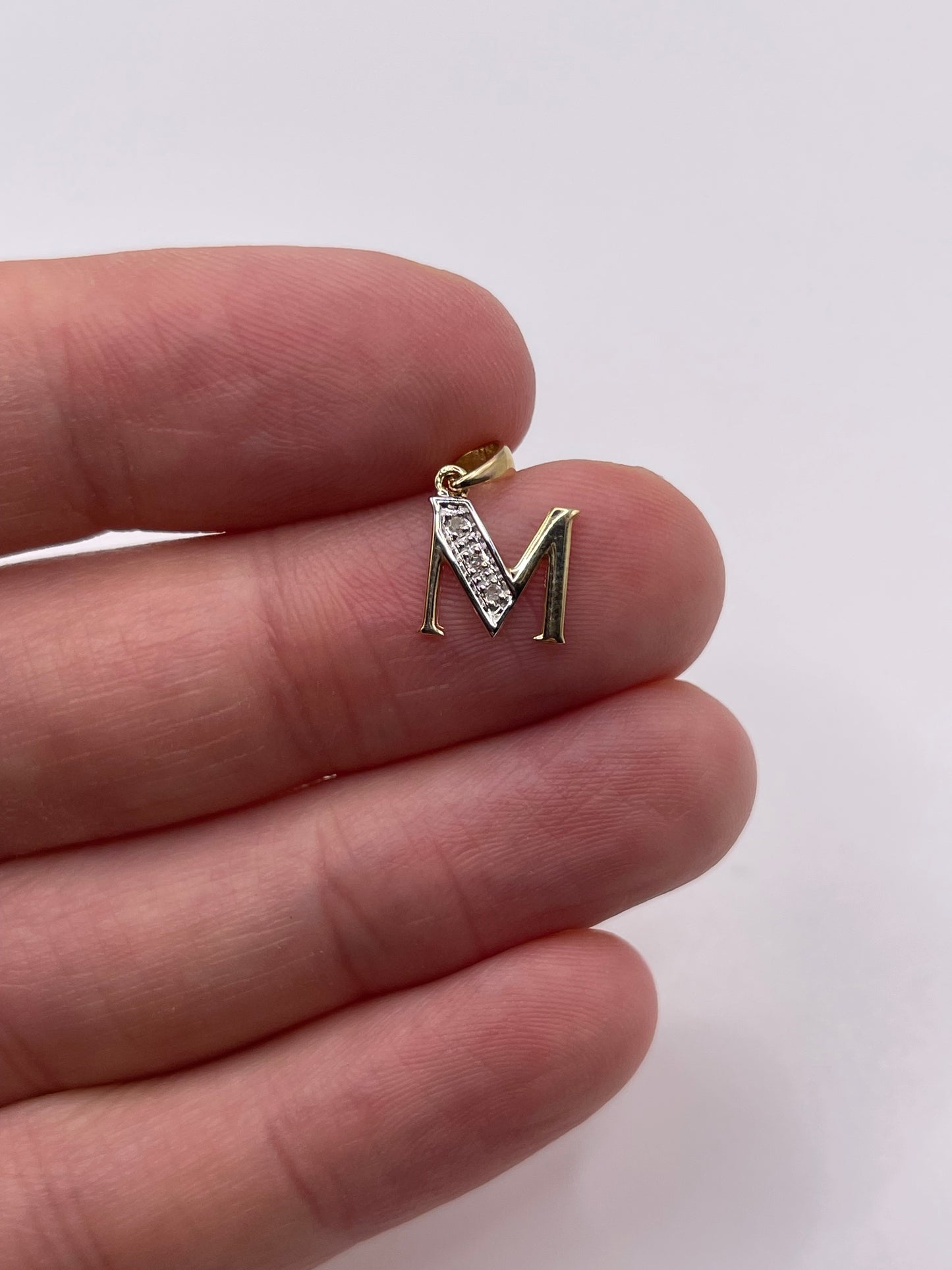 9ct gold diamond initial M pendant
