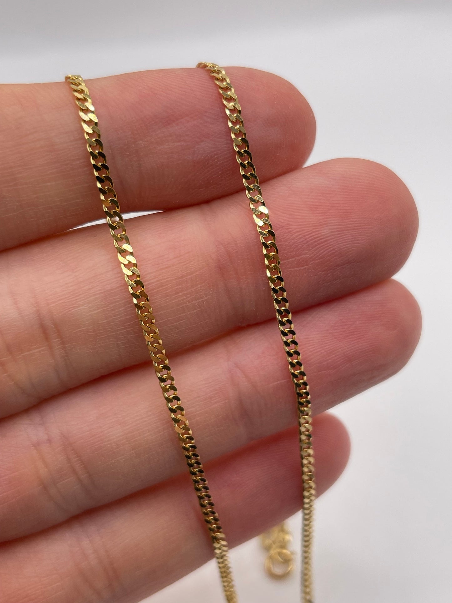 9ct gold chain 235