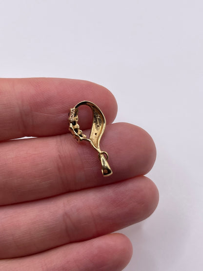9ct gold sapphire and diamond pendant