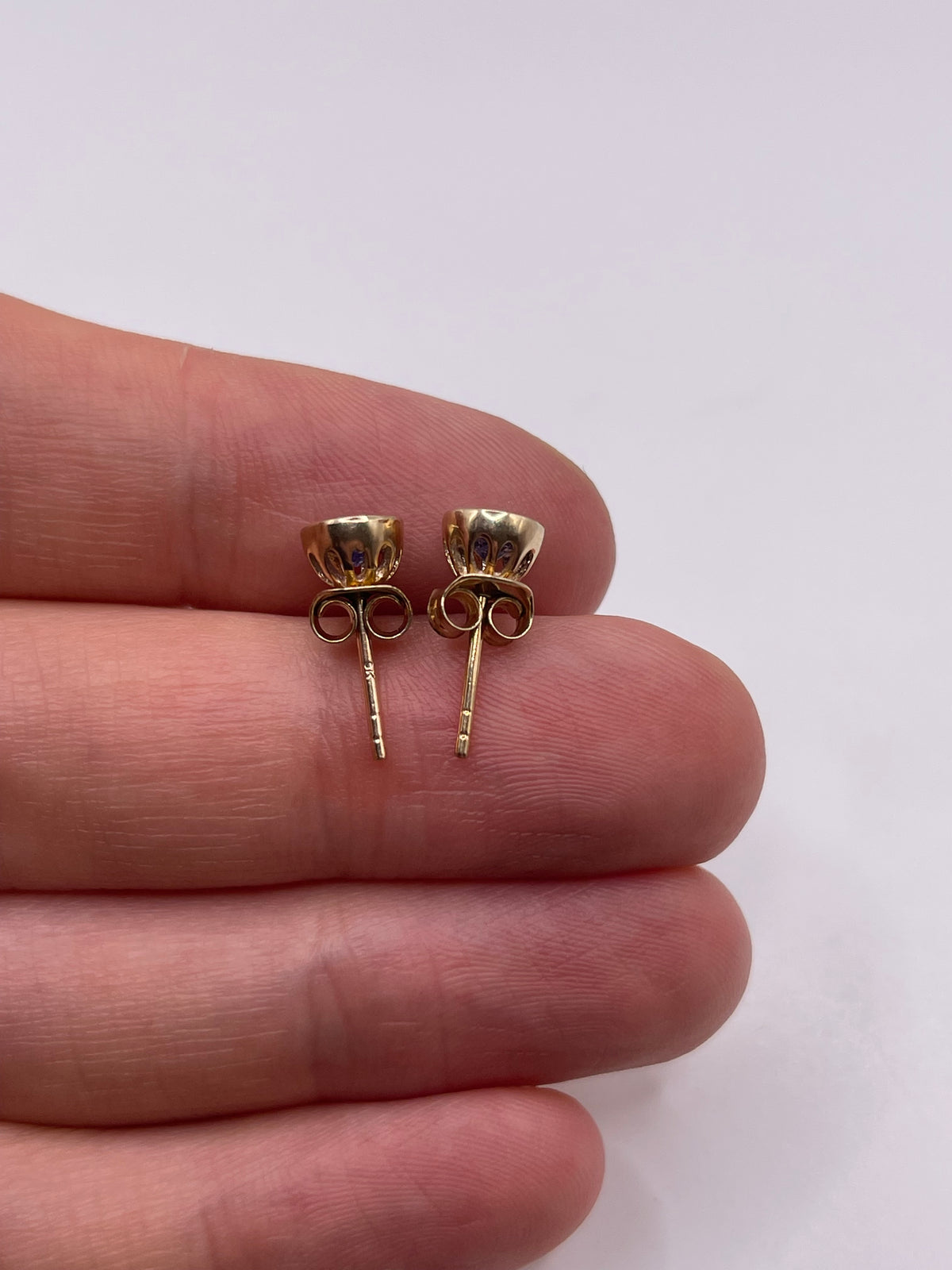 9ct gold tanzanite earrings