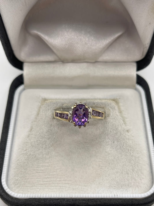 9ct gold amethyst and diamond ring