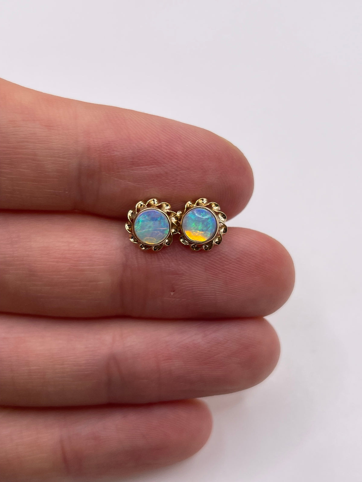 9ct gold opal earrings