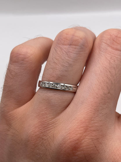 9ct white gold diamond ring