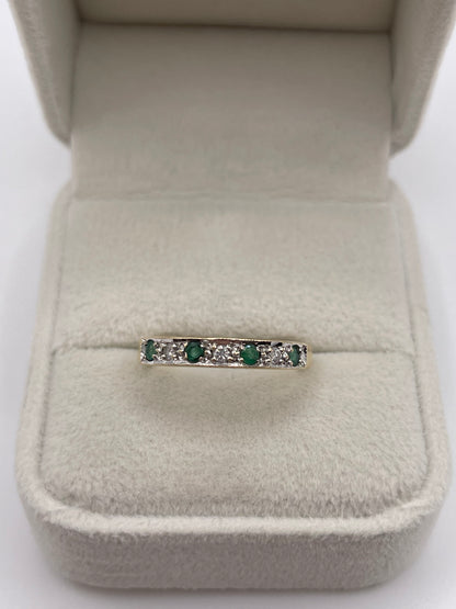 9ct gold emerald and diamond ring
